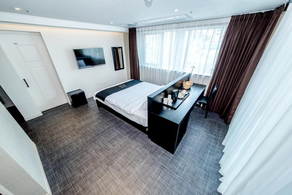 Publico Hotel Seogwipo Eksteriør billede