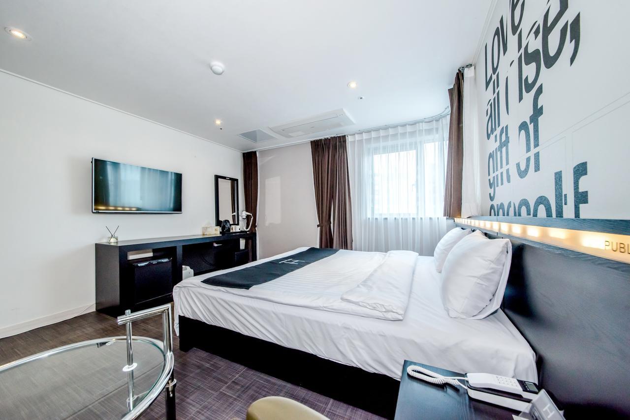 Publico Hotel Seogwipo Eksteriør billede